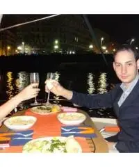 Cena in barca a Napoli Cena in barca a Napoli