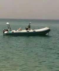 gommone Capelli LANCER 600 anno 2000 lunghezza mt 6 gommone Capelli LANCER 600 anno 2000 lunghezza mt 6
