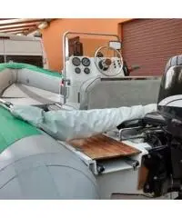 Gommone LOMAC 520 IN + suzuki 40/50 + carrello Gommone LOMAC 520 IN + suzuki 40/50 + carrello