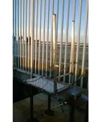 Passerella d'imbarco in acc. inox basculante Passerella d'imbarco in acc. inox basculante