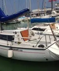 Barca a Vela Comet 850