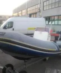 gommone barca imbarcazione