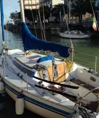 Natante a vela mt 9,99 Natante a vela mt 9,99
