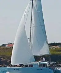Noleggio barca catamarano in Grecia Media Ship Charter