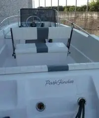 Open Ranieri Pathfinder + Evinrude e-Tec 90 CV Open Ranieri Pathfinder + Evinrude e-Tec 90 CV
