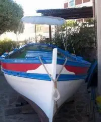 Barca gozzo in legno resinato Barca gozzo in legno resinato