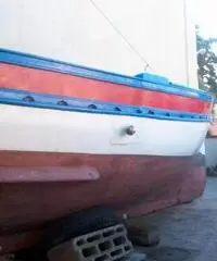 Barca gozzo in legno resinato Barca gozzo in legno resinato