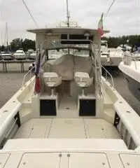 BOSTON WHALER 27