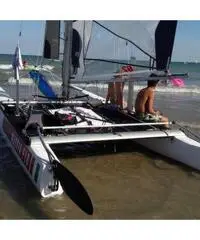Catamarano sportivo Mattia Flash F18 Catamarano sportivo Mattia Flash F18