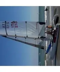 Catamarano sportivo Mattia Flash F18 Catamarano sportivo Mattia Flash F18