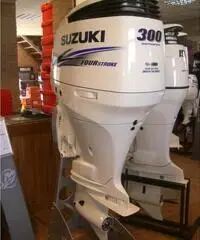 Fuoribordo Suzuki DF300APX Fuoribordo Suzuki DF300APX