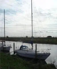 Natante a vela BRIGAND 9.50 Natante a vela BRIGAND 9.50