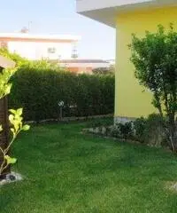 Villa in Vendita a 320.000 Villa in Vendita a 320.000