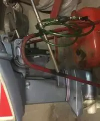 MOTORE FUORI BORDO EVINRUDE MOTORE FUORI BORDO EVINRUDE