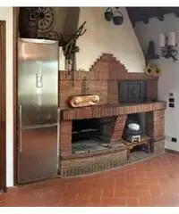 Vendita villa mq. 300 - Zona Carraia Vendita villa mq. 300 - Zona Carraia