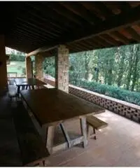 Vendita villa mq. 500 - Zona Mezzomonte