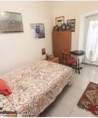 GENOVA Lagaccio / Principe, vendesi appartamento 7 vani bilivello con ingresso indipendente! GENOVA Lagaccio / Principe, vendesi appartamento 7 vani bilivello con ingresso indipendente!