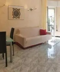 Sant'Anna – Golf: Vendita Cinque locali in Via del Castellino Sant'Anna – Golf: Vendita Cinque locali in Via del Castellino