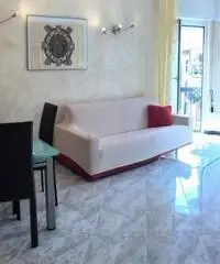 Sant'Anna – Golf: Vendita Cinque locali in Via del Castellino Sant'Anna – Golf: Vendita Cinque locali in Via del Castellino