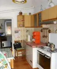Vendita appartamento mq. 80 - Zona Molassana Vendita appartamento mq. 80 - Zona Molassana