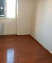 Vendita Multilocale in Via Castruccio