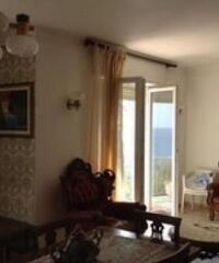Appartamento di ampia metratura sul mare a Sanremo