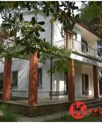 Villa singola in vendita a Pietrasanta 160 mq Villa singola in vendita a Pietrasanta 160 mq