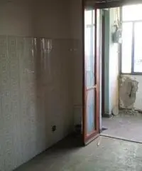 ottima opp.tà app.nto120 mq al terzo p. da ristrutt.re parzialmente ottima opp.tà app.nto120 mq al terzo p. da ristrutt.re parzialmente