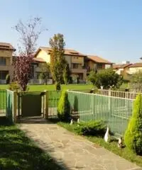 Vendita Trilocale in Via Vimercate Vendita Trilocale in Via Vimercate