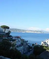 rifITI 013-SU25620 - Appartamento in Vendita a Bacoli - Baia di 100 mq rifITI 013-SU25620 - Appartamento in Vendita a Bacoli - Baia di 100 mq
