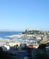 rifITI 013-SU25620 - Appartamento in Vendita a Bacoli - Baia di 100 mq rifITI 013-SU25620 - Appartamento in Vendita a Bacoli - Baia di 100 mq