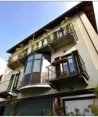 Vendita Villa in Via Perazzi