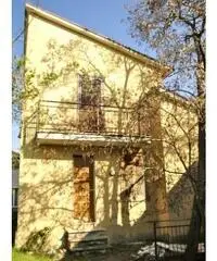 Grande casa indipendente di 200 mq  in una frazione a 9 km da Norcia Grande casa indipendente di 200 mq  in una frazione a 9 km da Norcia
