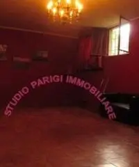 Vendita Villa da 585mq con posto auto