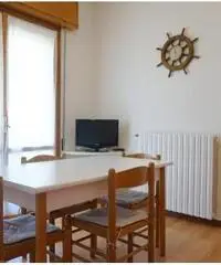 rif: 221 - Cervia, bilocale con balcone e posto auto vicino al mare