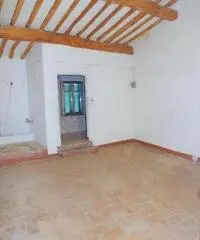 Porzione di casa in vendita a Poggibonsi 200 mq
