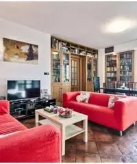 Vendita Quadrilocali in via Real Collegio 27