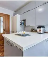 Vendita Quadrilocali in via Real Collegio 27