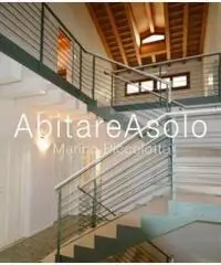 Vendita Villa in Via Molini Vendita Villa in Via Molini