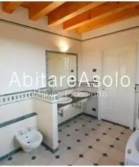Vendita Villa in Via Molini Vendita Villa in Via Molini