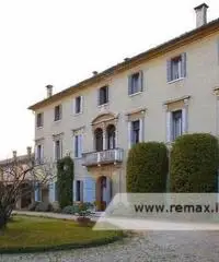 Villa Bertolini - Villa Veneta del XVI secolo Villa Bertolini - Villa Veneta del XVI secolo