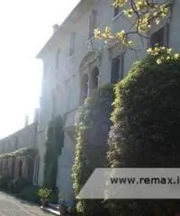 Villa Bertolini - Villa Veneta del XVI secolo Villa Bertolini - Villa Veneta del XVI secolo