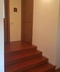 BELLA CASA INDIPENDENTE A NUOVO