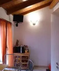 Bilocale con terrazzo - Mesenzana Bilocale con terrazzo - Mesenzana