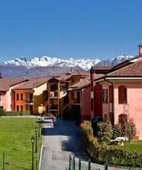 Appartamento in palazzina di recente costruzione con terrazzo a Baveno Appartamento in palazzina di recente costruzione con terrazzo a Baveno