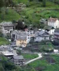 Vanzone: Vendita Villa in SS549