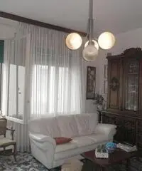 Vendita Cinque locali in Contra' S.Francesco 59