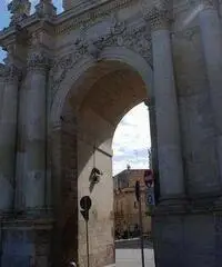 Porta-Rudiae (Lecce) fittasi singola, con balconcino, a stud