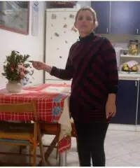 SIGNORA PER BABY SITTER, BADANTE O PULIZIE. SIGNORA PER BABY SITTER, BADANTE O PULIZIE.