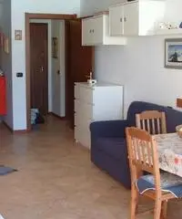 Pila monolocale pari al nuovo 5 posti letto